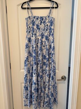 Abercrombie & Fitch Blue and White Floral Smocked Maxi Dress